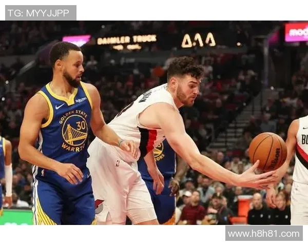 2017年4月23日勇士与开拓者激战正酣精彩瞬间回顾与赛后分析 2017年4月23日勇士与开拓者激战正酣精彩瞬间回顾与赛后分析